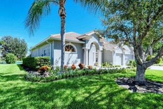 8234 Barton Farms Blvd in Sarasota, FL - Building Photo - Building Photo