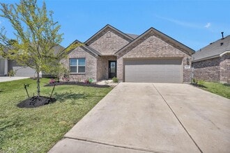 3025 Pampaneria Dr in Conroe, TX - Building Photo - Building Photo