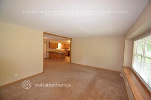 7215 Thomas Ave S in Minneapolis, MN - Building Photo