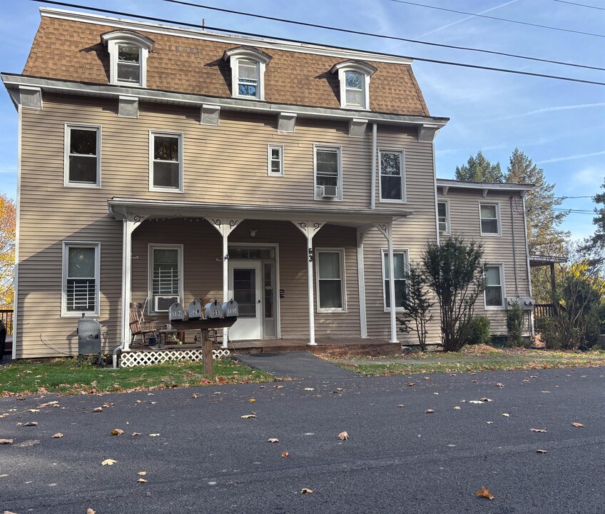 63 Orchard St in Marlboro, NY - Building Photo