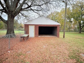 929 E Haggard Ave in Elon, NC - Building Photo - Building Photo