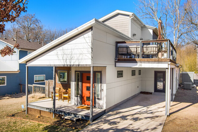 28 E 7th St in Fayetteville, AR - Building Photo - Building Photo