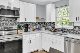 5815 Schevers St in Houston, TX - Building Photo - Building Photo