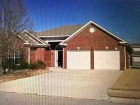 142 Calumet Dr in Birmingham, AL - Building Photo