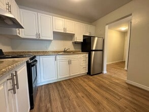 455 Sandys St in Chatham, ON - Building Photo - Building Photo