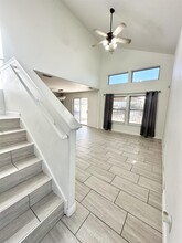 17547 Rock Port Rd in Laredo, TX - Building Photo - Building Photo