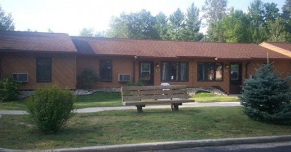 Whisper Ridge Apartments in Roscommon, MI - Building Photo