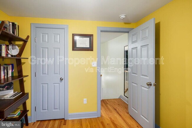 928 Dudley St in Philadelphia, PA - Building Photo - Building Photo