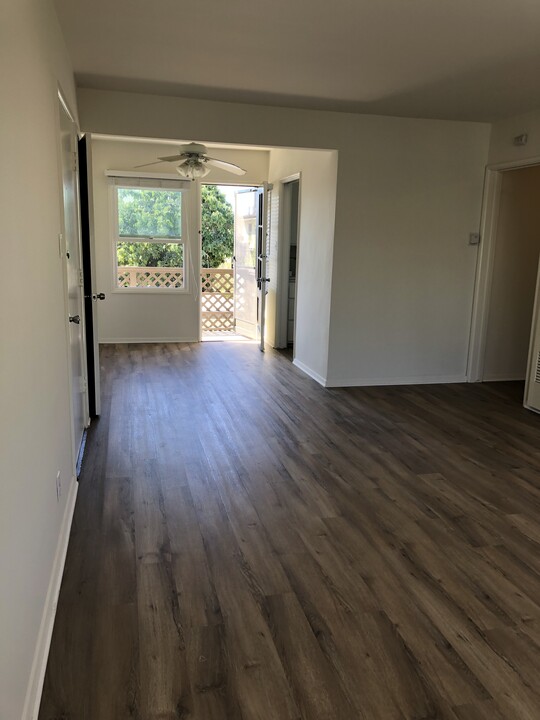 2132 Montana Ave, Unit D in Santa Monica, CA - Building Photo