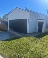 4512 Mallow St in Houston, TX - Building Photo