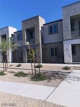 8025 Krautrock Ave in Las Vegas, NV - Building Photo - Building Photo