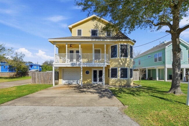 property at 818 Cedar Rd