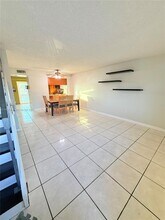 2162 W 60th St in Hialeah, FL - Building Photo - Building Photo