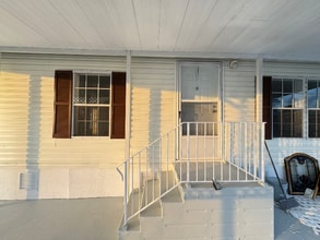 1005 Waterway Dr in Micco, FL - Building Photo - Building Photo