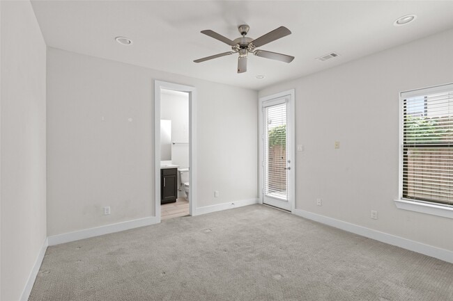 3409 Kensington Yellow Pl