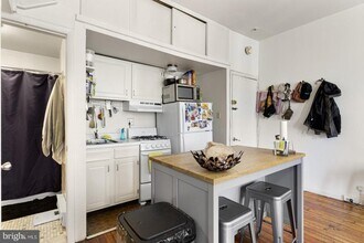 515 S 6th St-Unit -2F in Philadelphia, PA - Building Photo - Building Photo