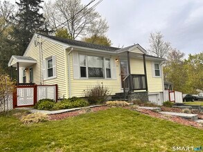 33 Jepson Ln in Meriden, CT - Building Photo - Building Photo