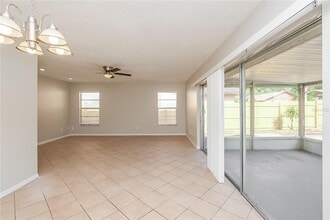 3103 Apricot St in Seffner, FL - Building Photo - Building Photo