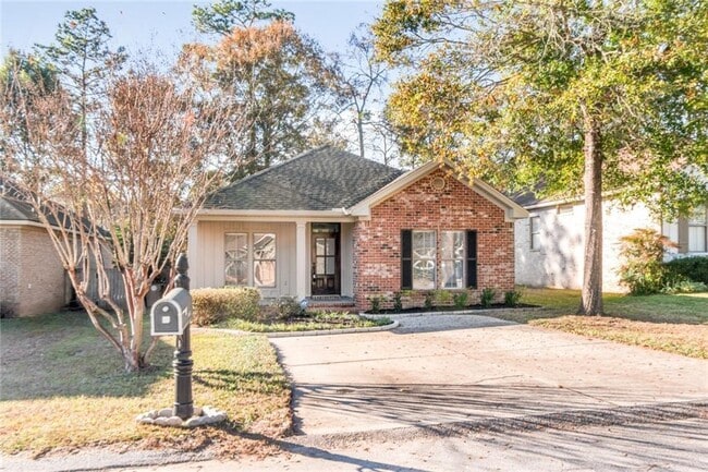 1054 Linlen Ave in Mobile, AL - Building Photo - Building Photo