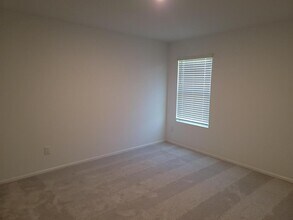 1804 Spyglass Dr in Navasota, TX - Building Photo - Building Photo