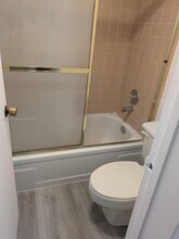 2309 S Cypress Bend Dr in Pompano Beach, FL - Building Photo - Building Photo