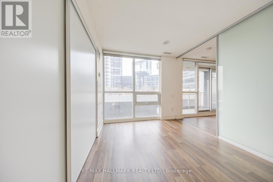 23 Sheppard Ave E in Toronto, ON - Building Photo