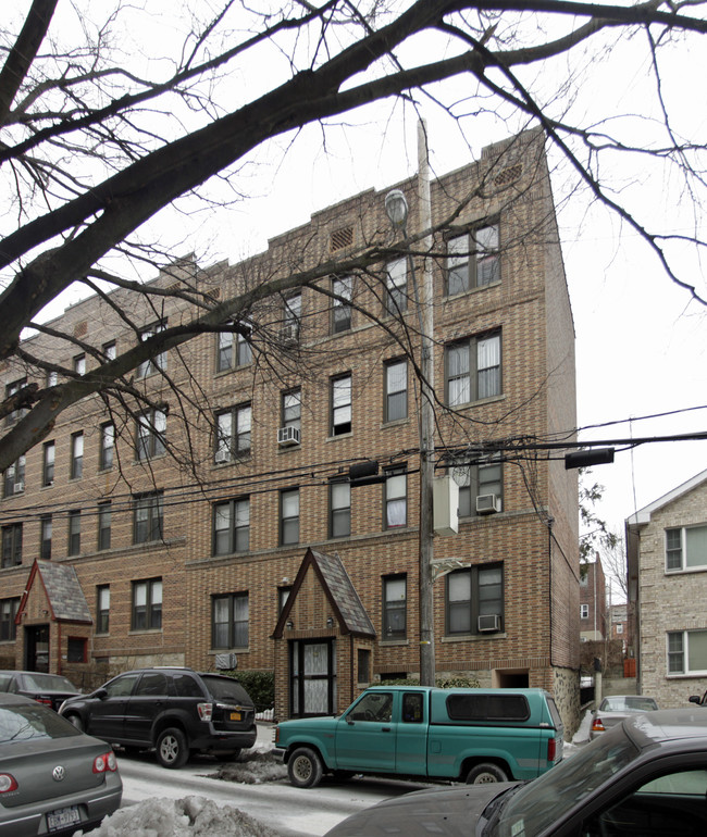 275 E 237th in Bronx, NY - Building Photo - Building Photo