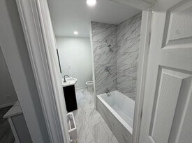 2742 Kensington Ave, Unit 5 in Philadelphia, PA - Building Photo