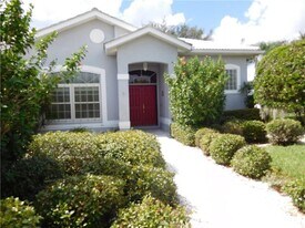 8974 Grey Oaks Ave in Sarasota, FL - Building Photo
