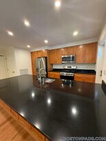 104 Ellery Ct in Brookline, MA - Building Photo