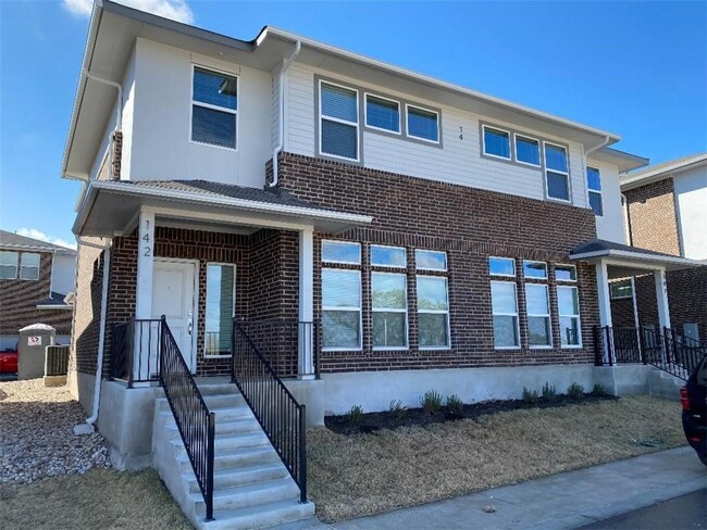 property at 605 W South St