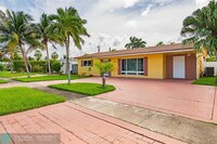 2108 N 14th Ct in Hollywood, FL - Foto de edificio - Building Photo