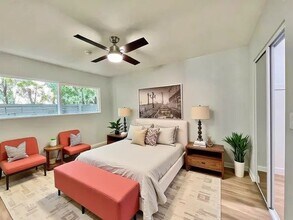 2012 S Bedford St in Los Angeles, CA - Building Photo - Building Photo