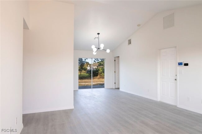 4306 11th St SW in Lehigh Acres, FL - Building Photo - Building Photo