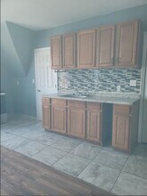 137 Adelaide St in Hartford, CT - Building Photo - Building Photo