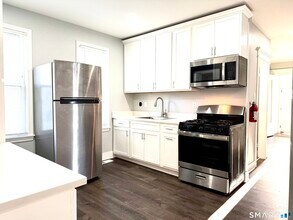 7-9 Burritt Ave in Stratford, CT - Building Photo - Building Photo