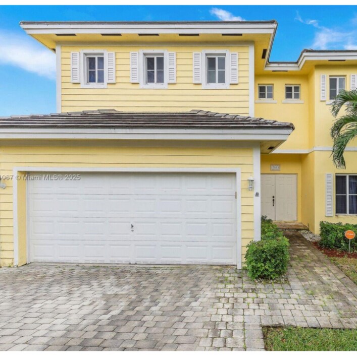 2883 NE 4th St in Homestead, FL - Building Photo