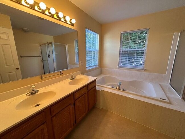 8 Sarrington Ct in Stafford, VA - Building Photo - Building Photo