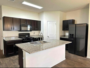 3502 Tilmon Ln. in Austin, TX - Building Photo - Building Photo