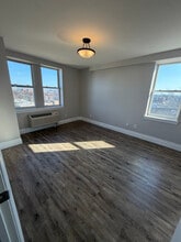 106 N Grove St, Unit 707 in East Orange, NJ - Building Photo - Building Photo