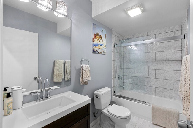 property at 1754 W Division St