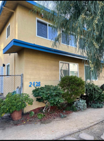 2428 Penmar Ave in Los Angeles, CA - Building Photo