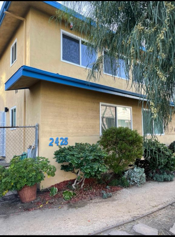 property at 2428 Penmar Ave