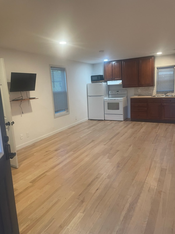 property at 2760 Eppinger Blvd