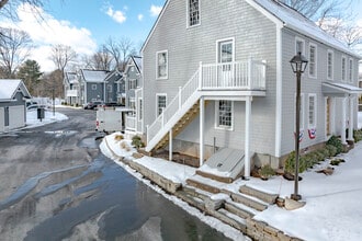 Hamlet on South Main in Cheshire, CT - Building Photo - Building Photo