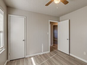 1700 Hanna Dr in Del City, OK - Building Photo - Building Photo