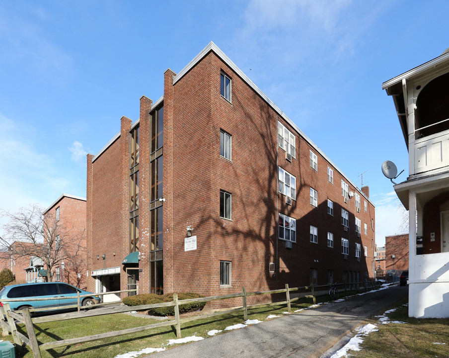 240 Laurel St in Hartford, CT - Building Photo