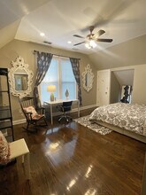 826 Watertown St, Unit Newton Carriage House in Newton, MA - Building Photo - Building Photo
