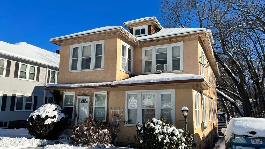 16 Wentworth St in Worcester, MA - Building Photo