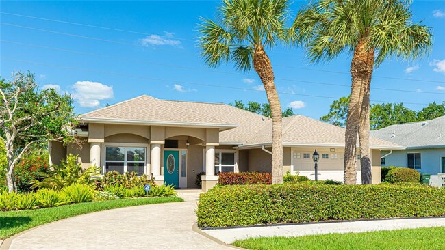 534 Oak Bay Dr in Osprey, FL - Foto de edificio - Building Photo